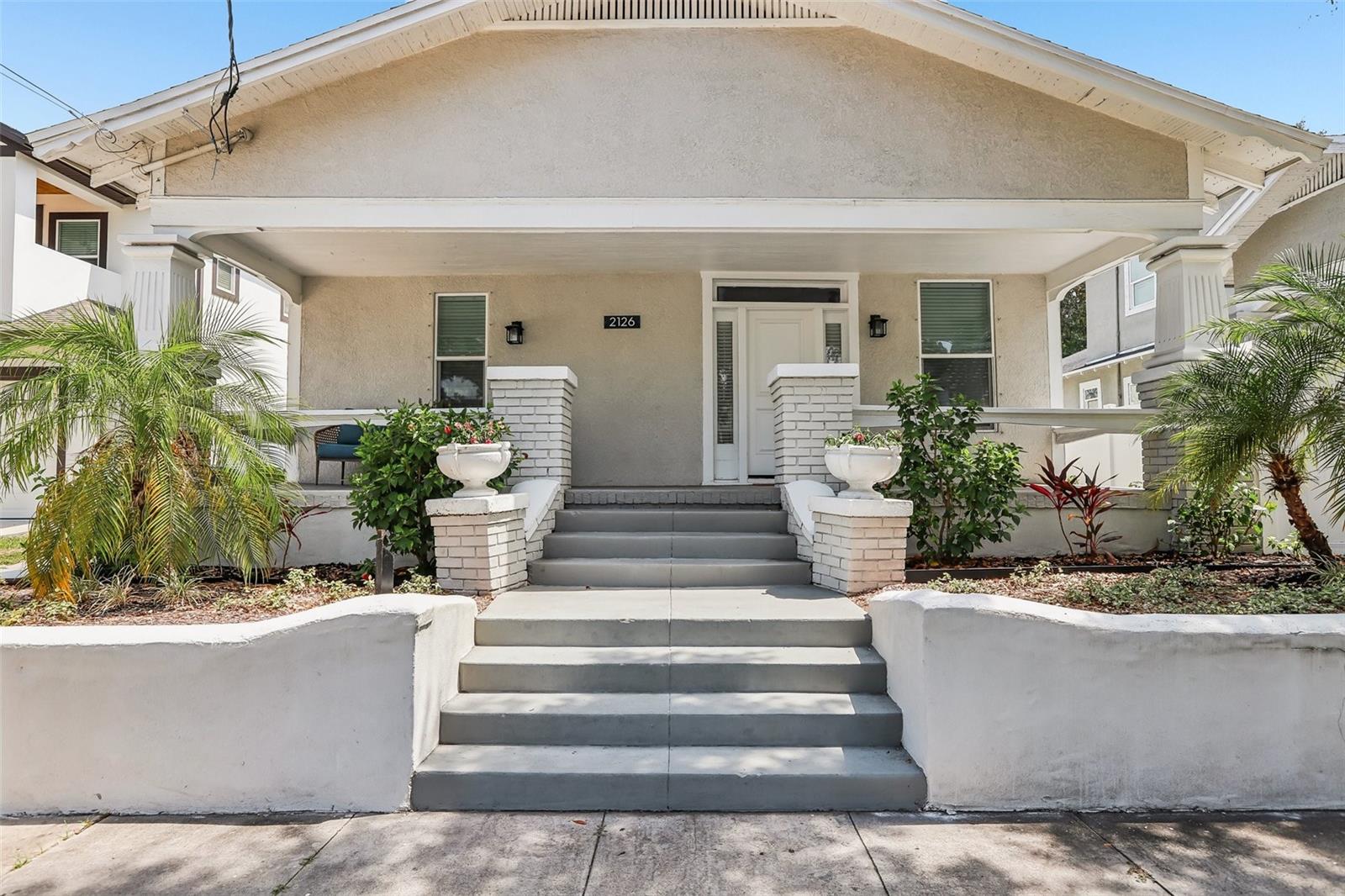 2126 W BEACH STREET