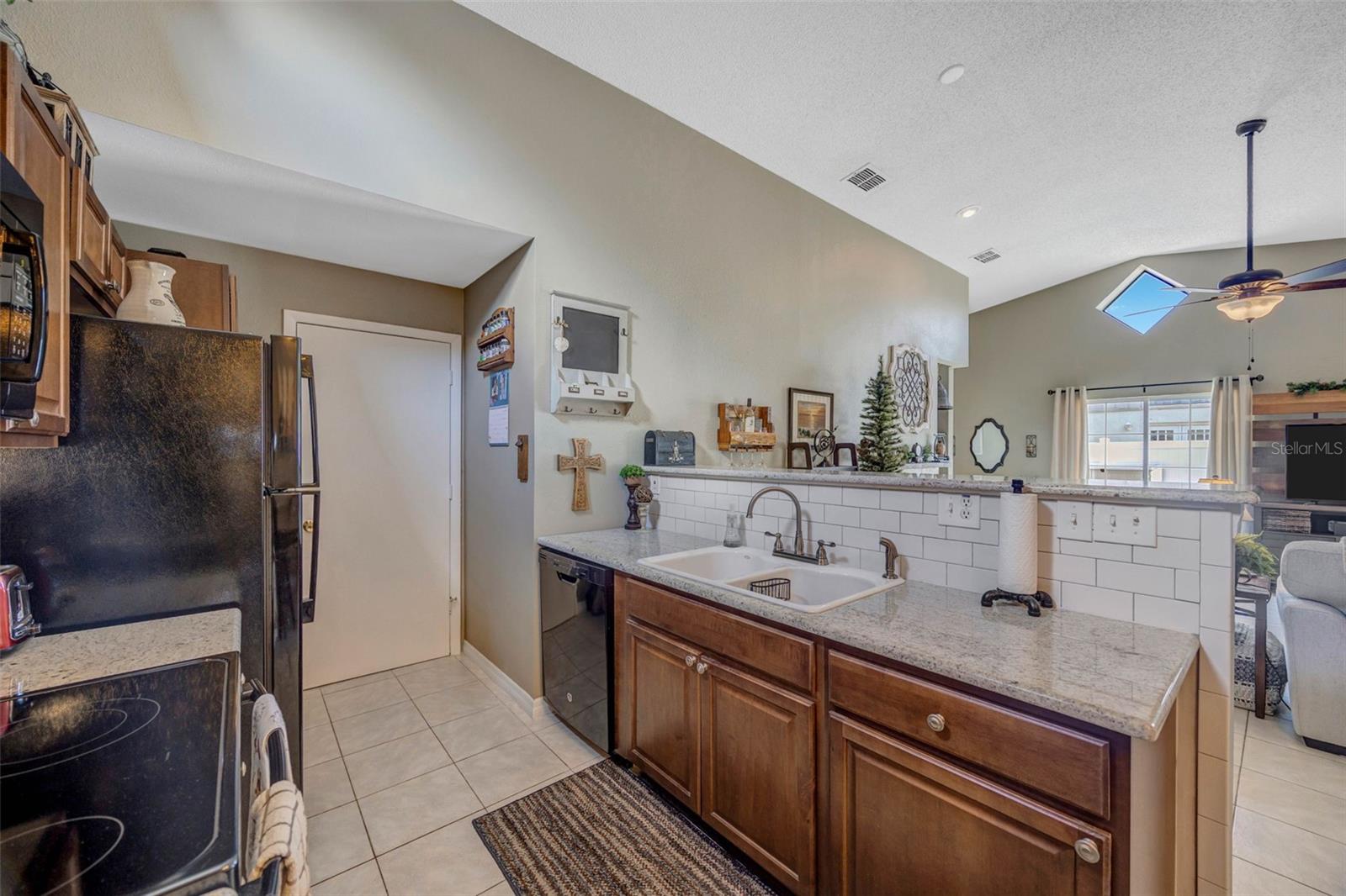 SUMMERFIELD VILLAGE II TR 5 - Residential