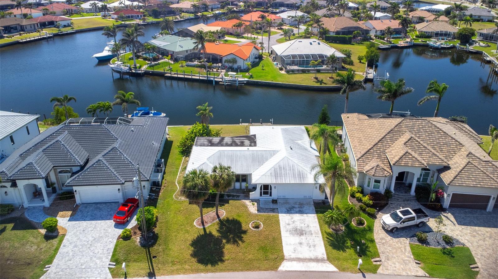 1623 REDWING COURT