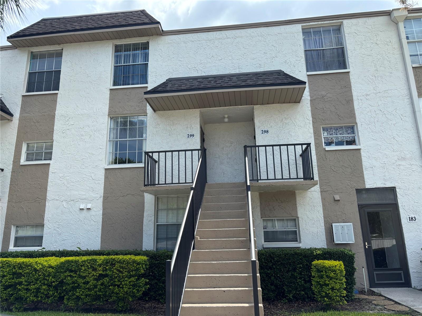 Located in the heart of Brandon in the highly desirable and well maintained community of Russellwood, this lovely Two-Bedroom condominium offers a beautiful courtyard view with a pool. It offers an abundance of natural sunlight throughout. This spacious layout has the Living Room, Dining Room and Kitchen on the first level, with both Bedrooms upstairs. The Living Room has newly installed luxury vinyl in neutral wood tones. Also included is a full sized Washer and Dryer. Russellwood offers very reasonable HOA fees, and NO CDD fees. This location is very convenient to shopping and restaurants, and in only minutes to I-75 annd I-4 with an easy commute to Downtown Tampa, Tampa International Airport and area beaches.