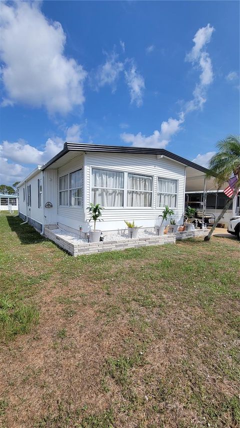 232 LA ROSAS NORTH PORT FL 34287