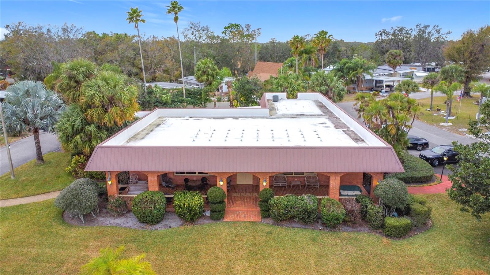 6 PALM WAY