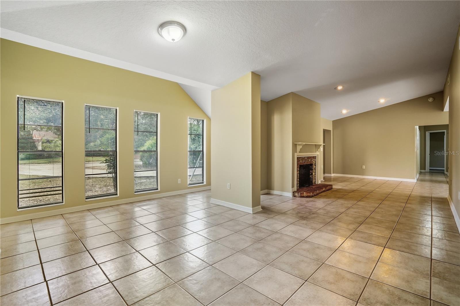 TEMPLE TERRACE ESTATES - Residential