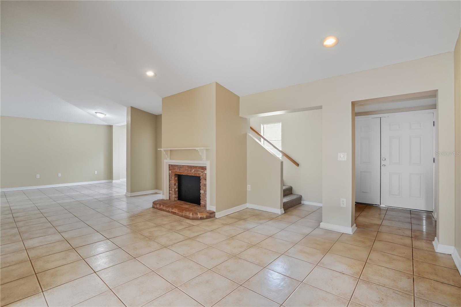 TEMPLE TERRACE ESTATES - Residential