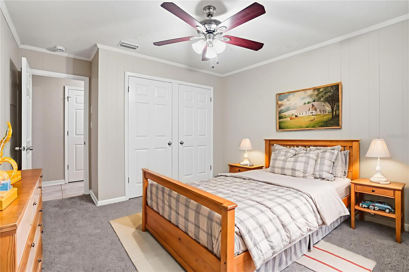 405 PARK RIDGE AVENUE