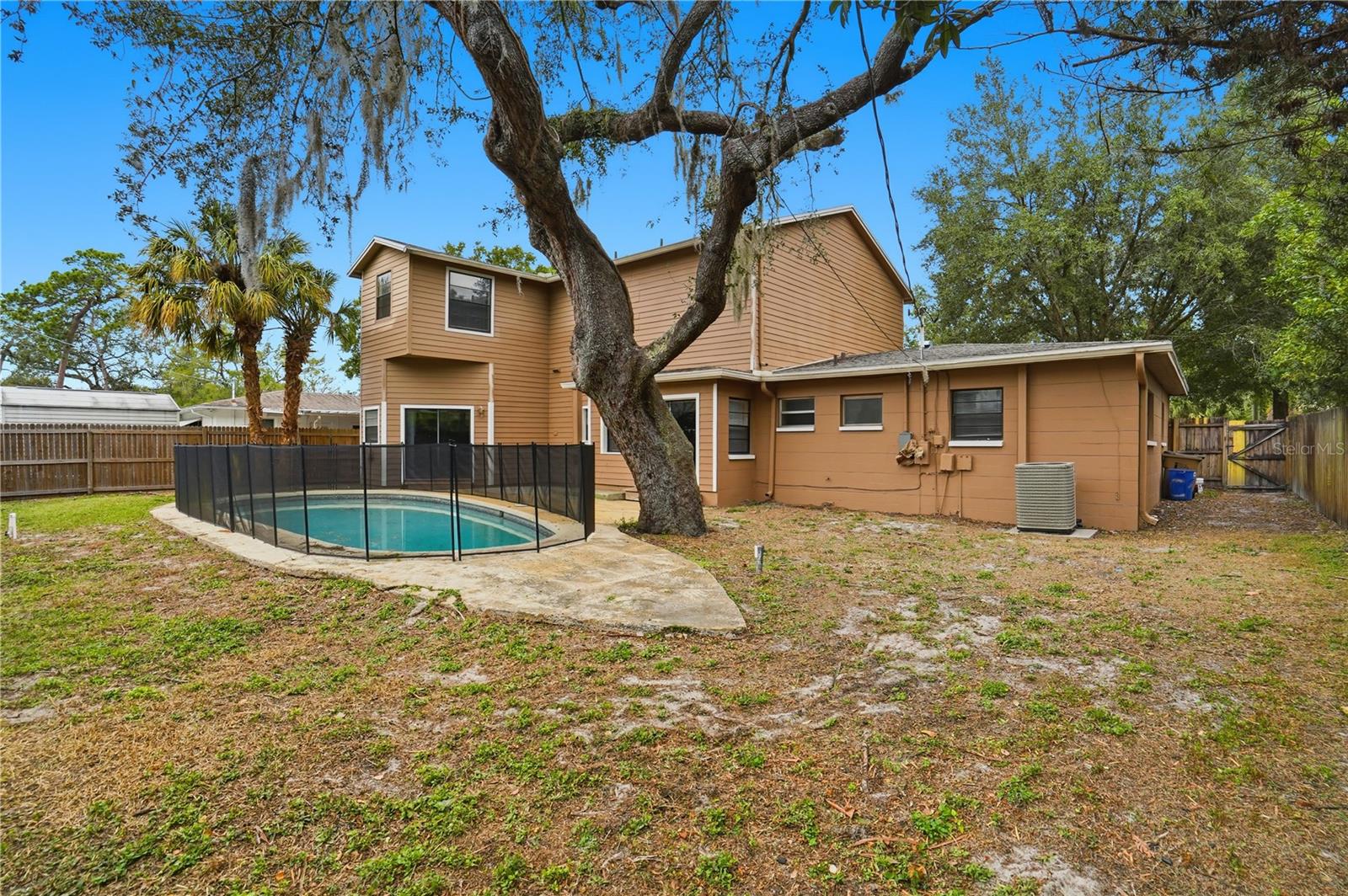 TEMPLE TERRACE ESTATES - Residential