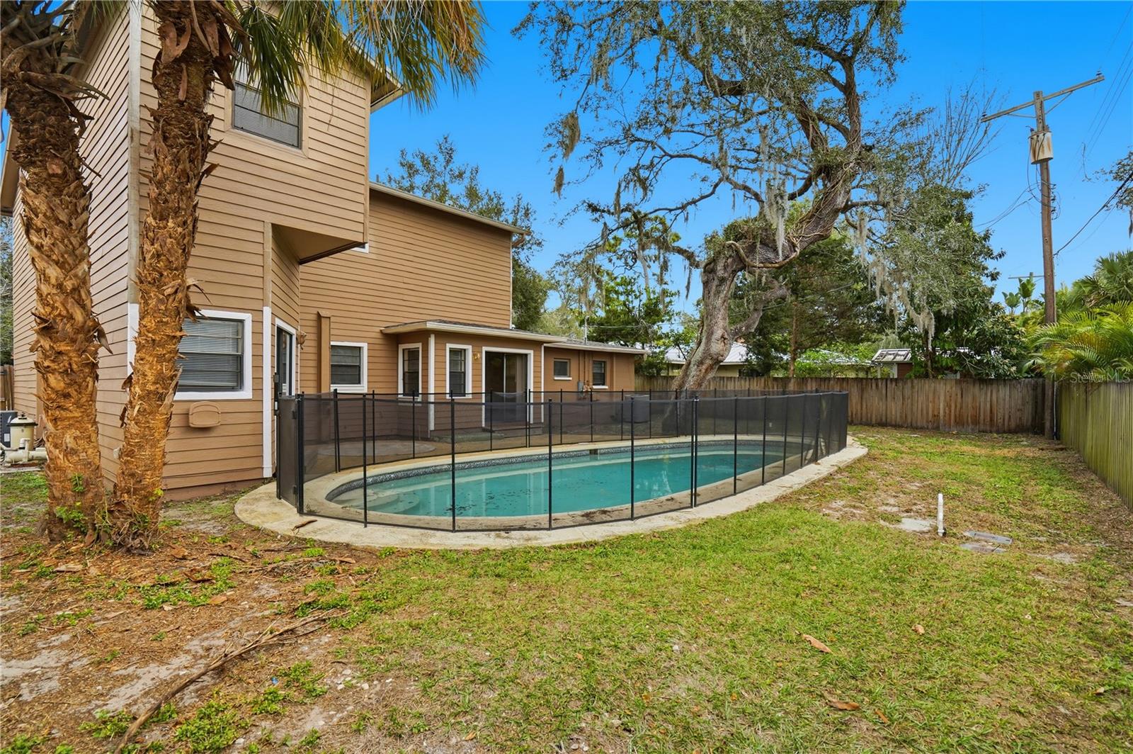 TEMPLE TERRACE ESTATES - Residential