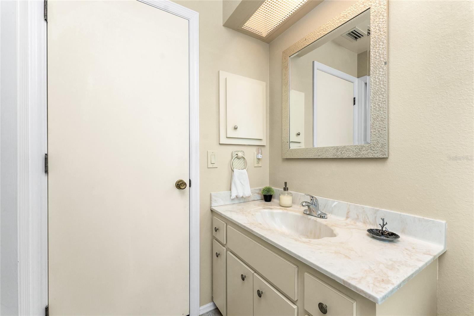 ROTONDA WEST PEBBLE BEACH - Residential