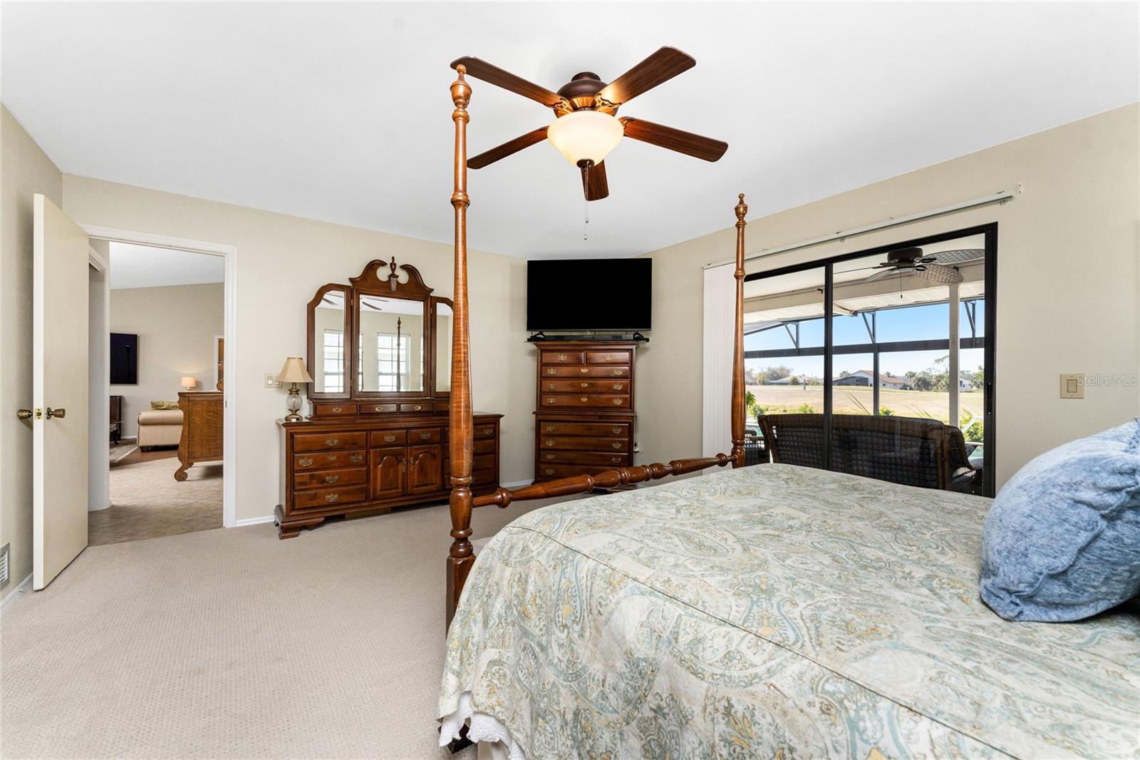 ROTONDA WEST PEBBLE BEACH - Residential