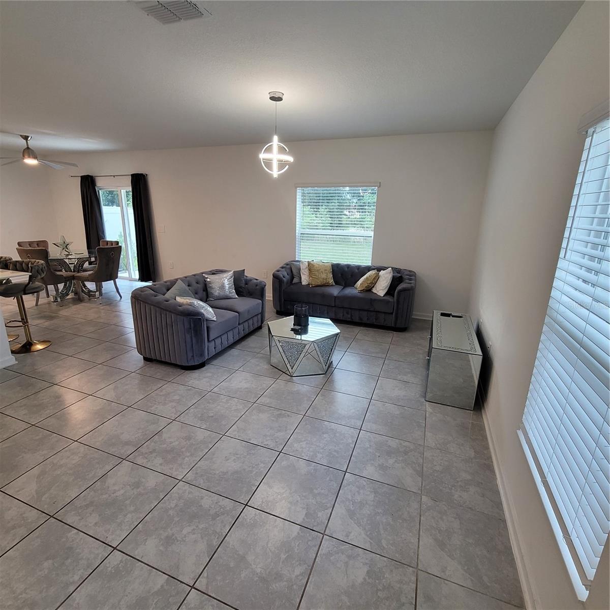 577 BELL PRAIRIE CIRCLE