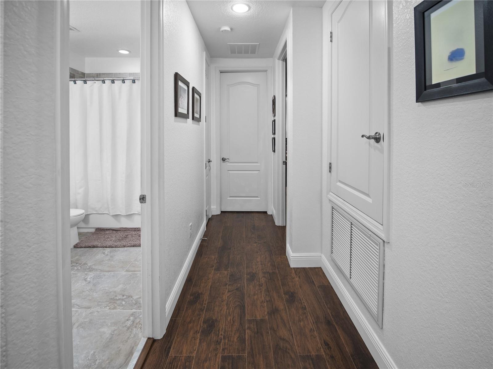 EAGLE CREEK - Residential