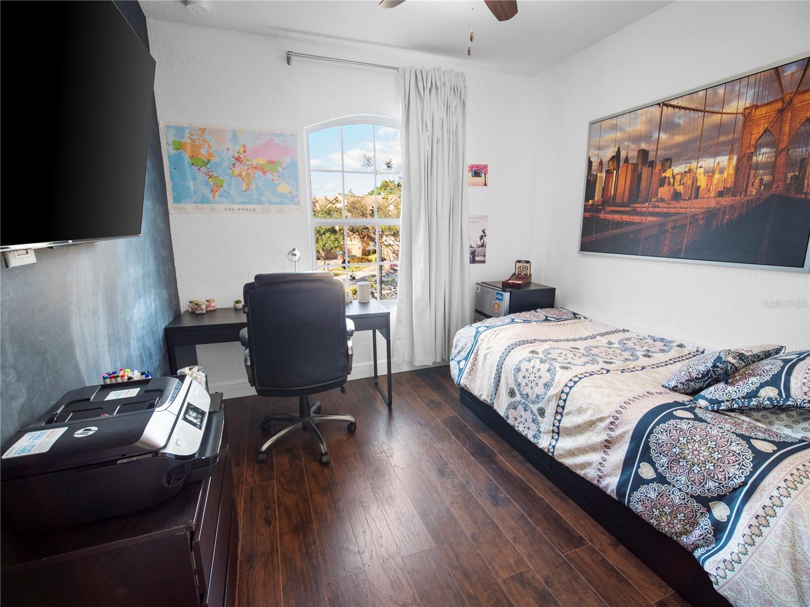 EAGLE CREEK - Residential