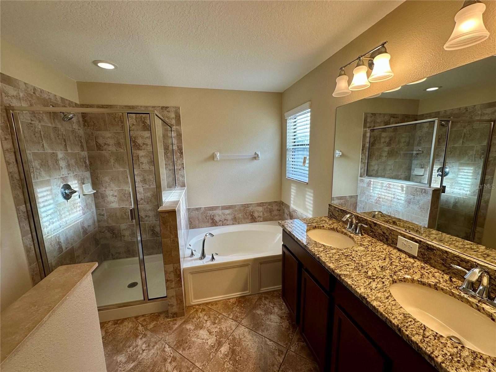 LIVE OAK PRESERVE 2C VILLAGES - Residential