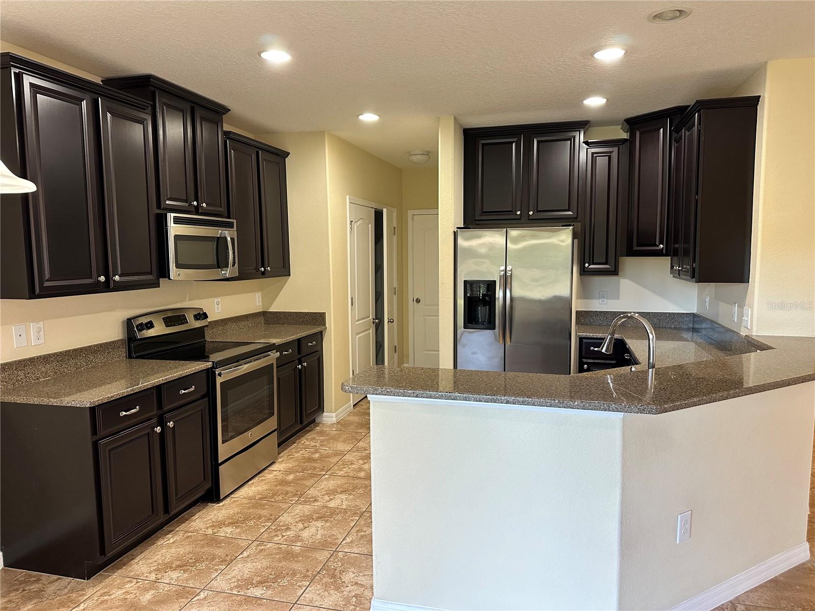 LIVE OAK PRESERVE 2C VILLAGES - Residential