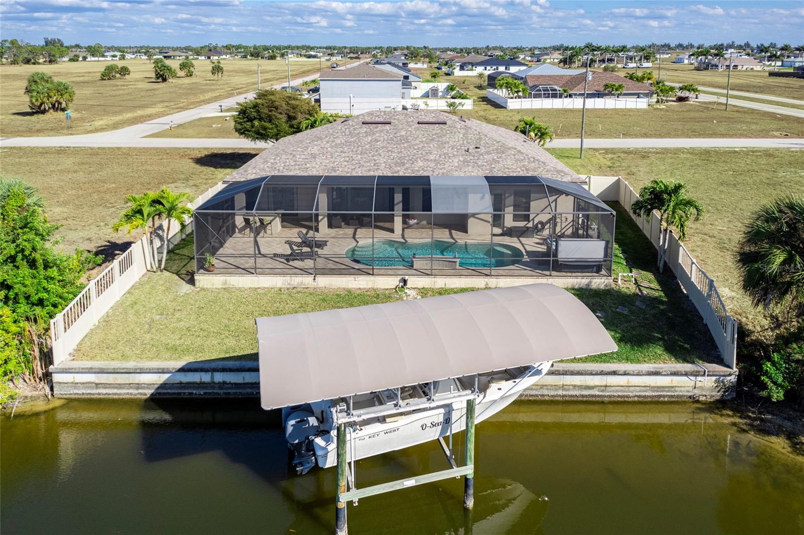 CAPE CORAL - Residential