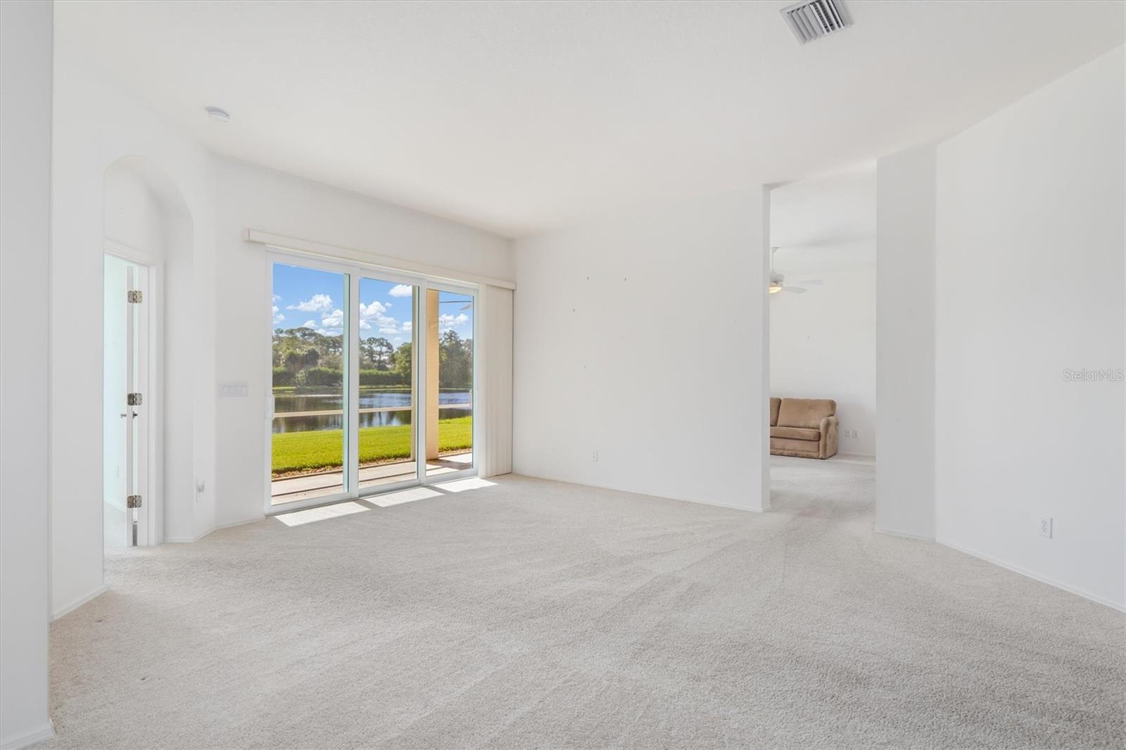 WELLINGTON CHASE - Residential