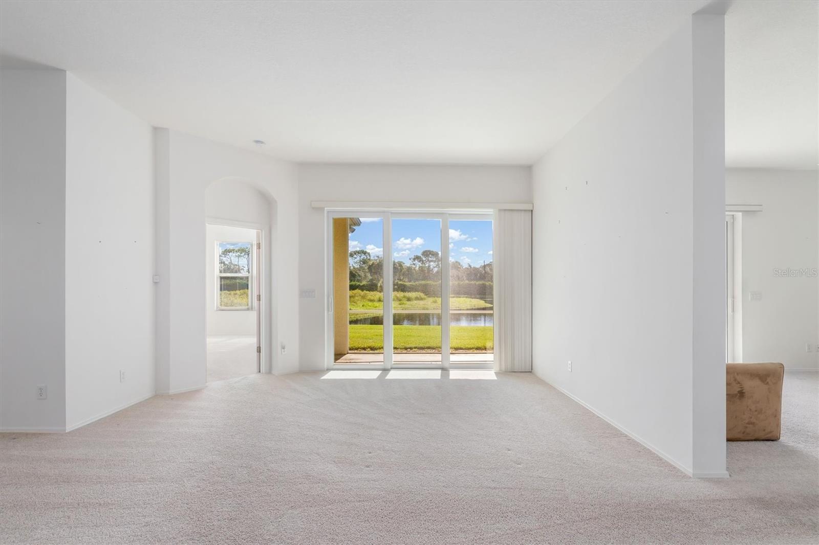 WELLINGTON CHASE - Residential