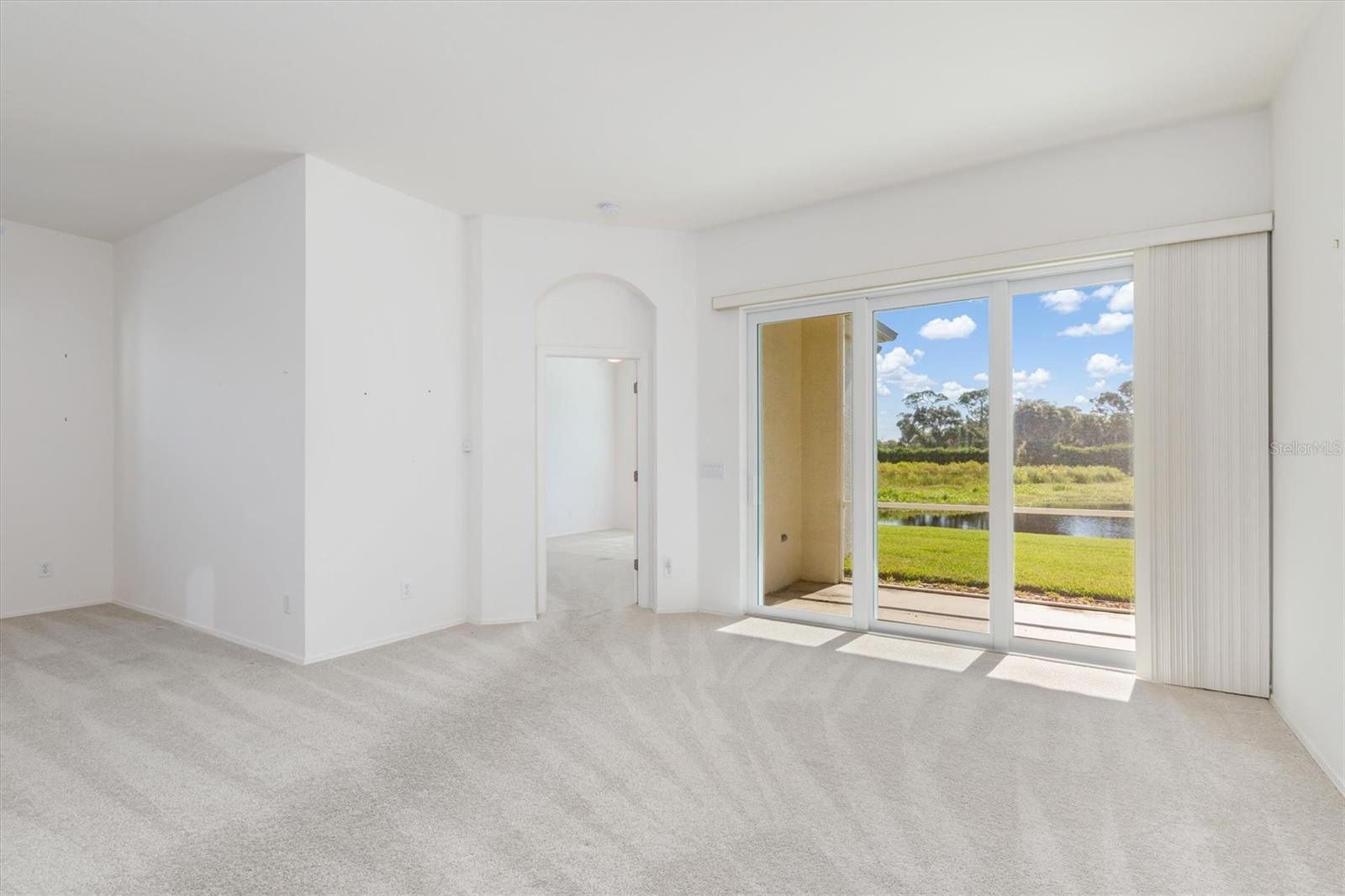 WELLINGTON CHASE - Residential