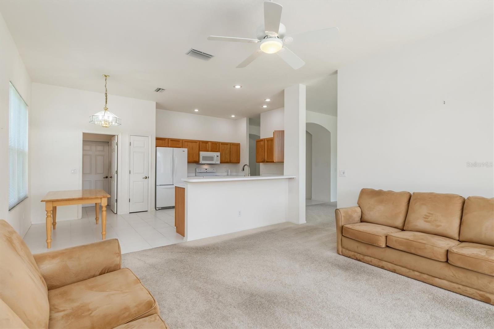 WELLINGTON CHASE - Residential