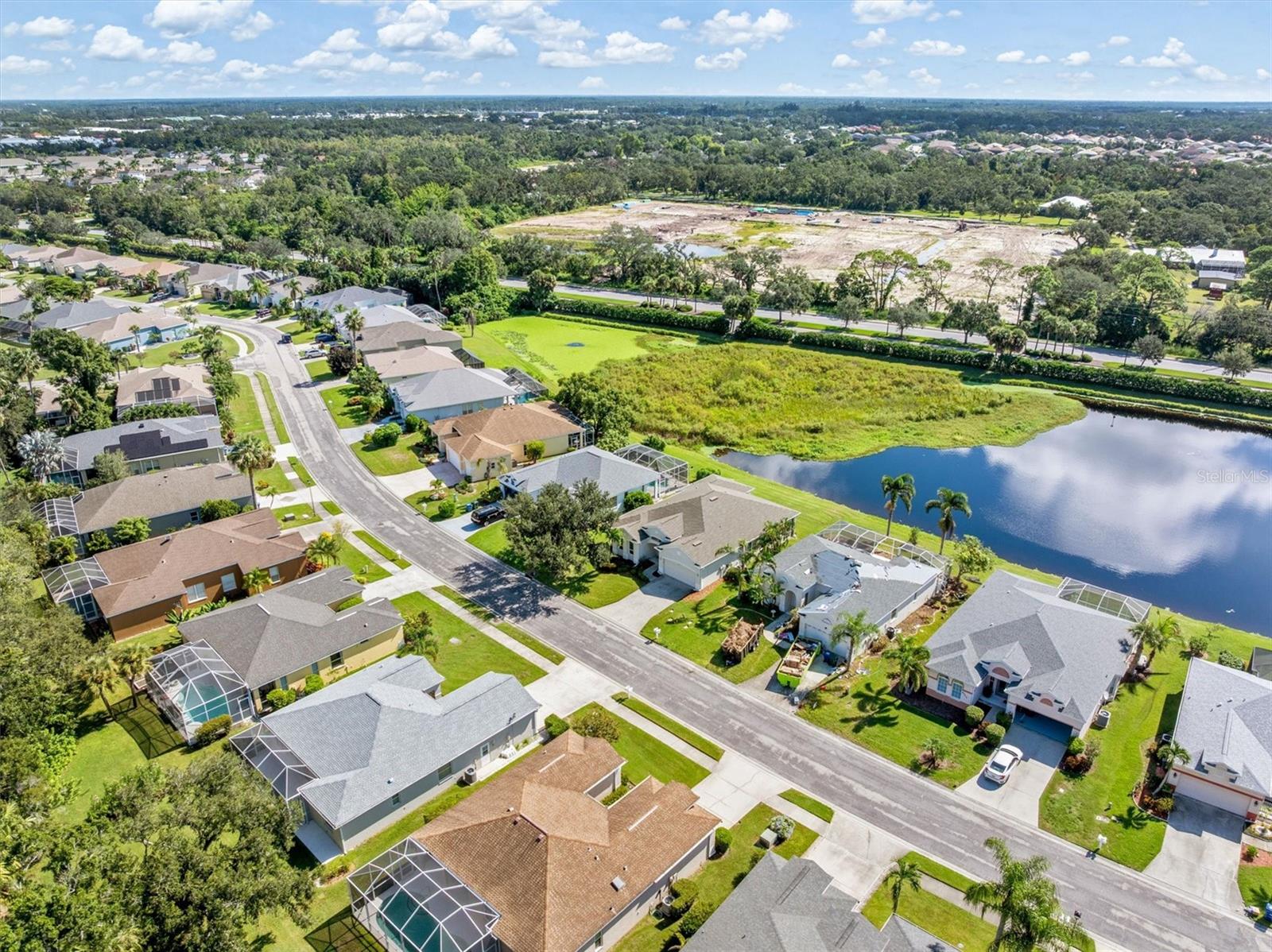 WELLINGTON CHASE - Residential