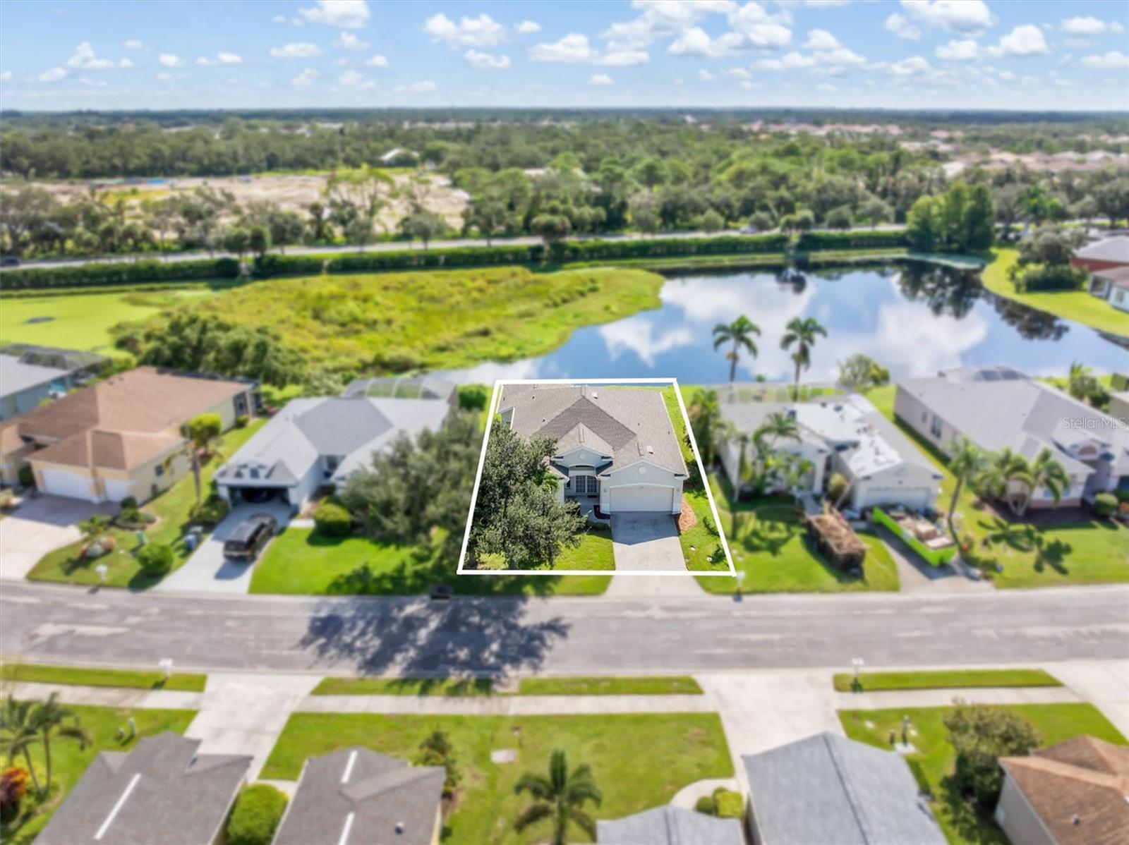 WELLINGTON CHASE - Residential