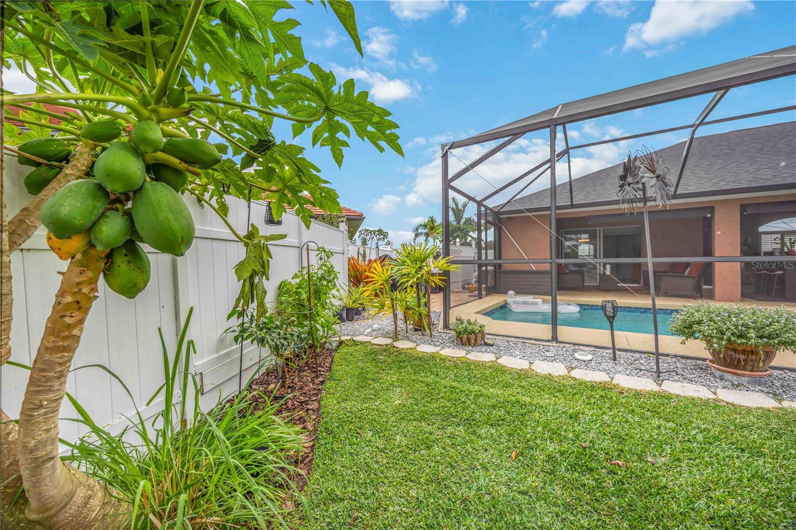 ROTONDA WEST WHITE MARSH - Residential