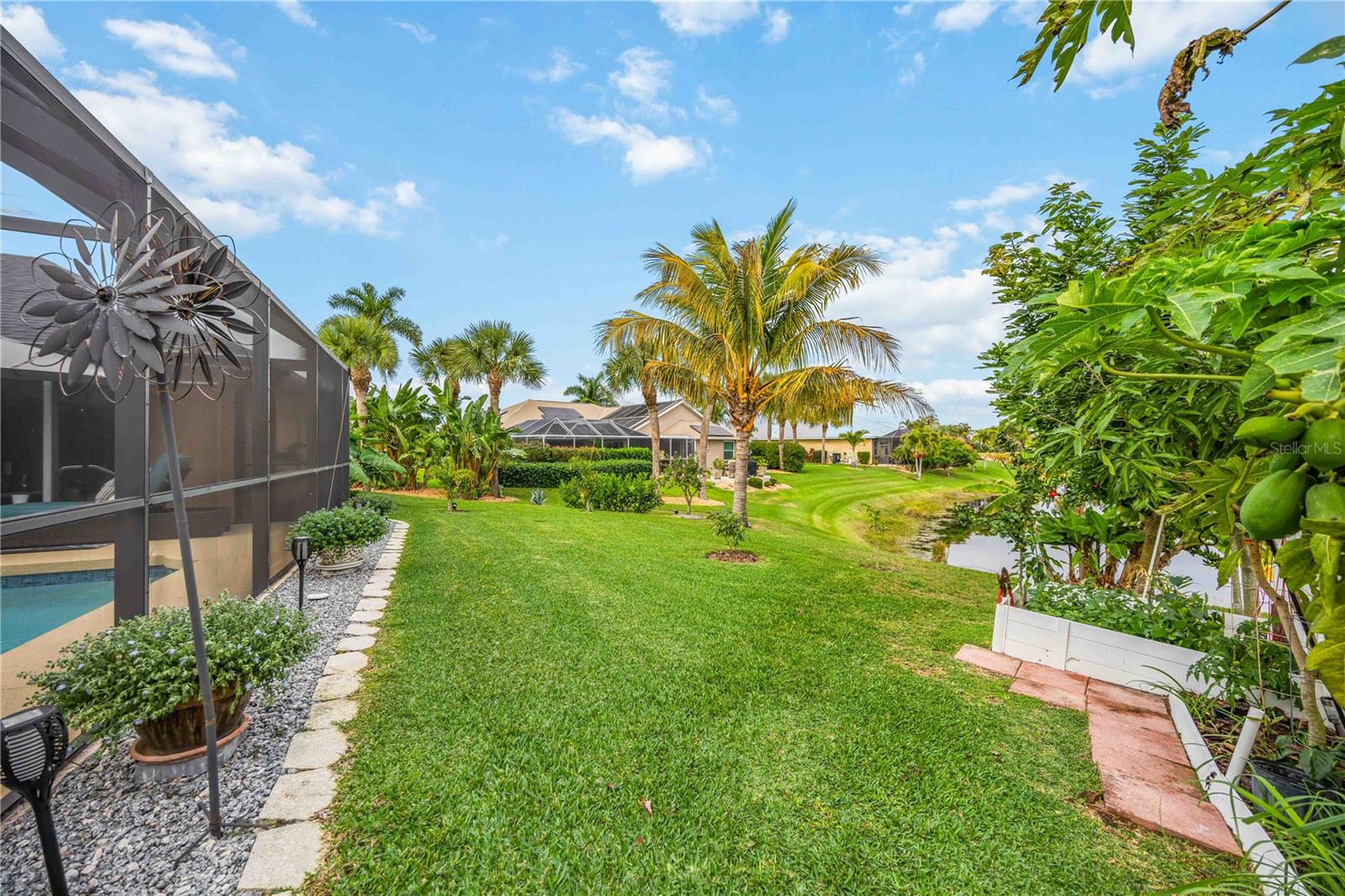 ROTONDA WEST WHITE MARSH - Residential