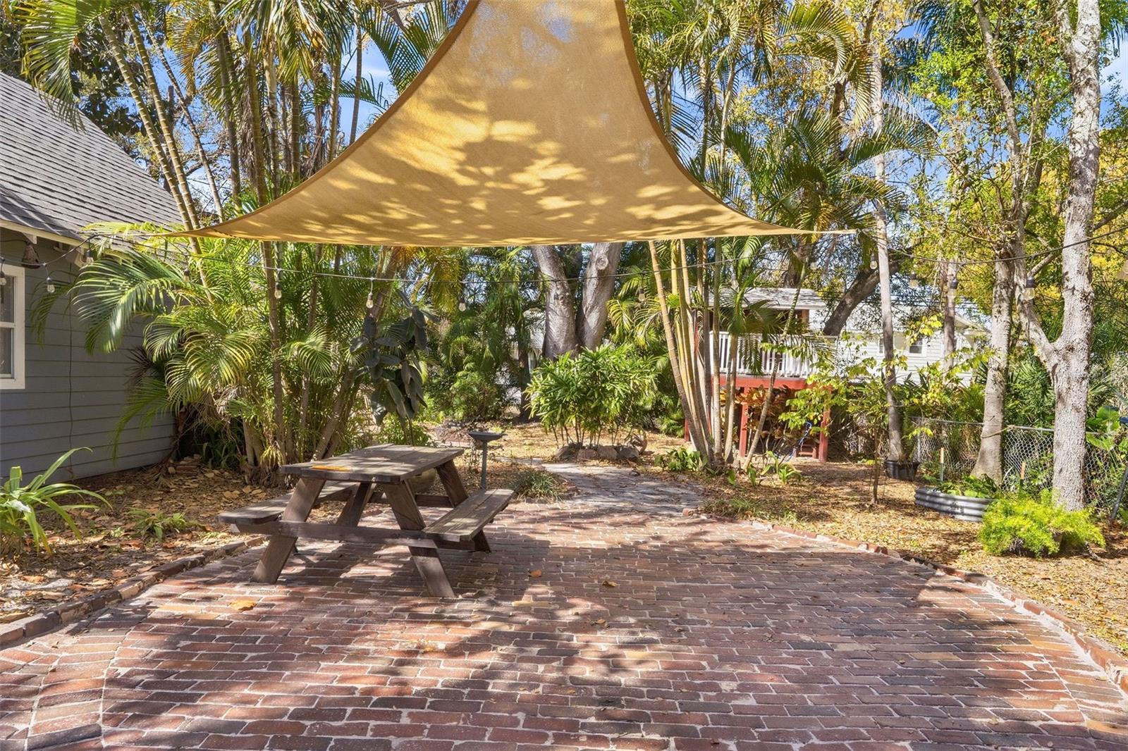 COUNTRY CLUB ADD - Residential