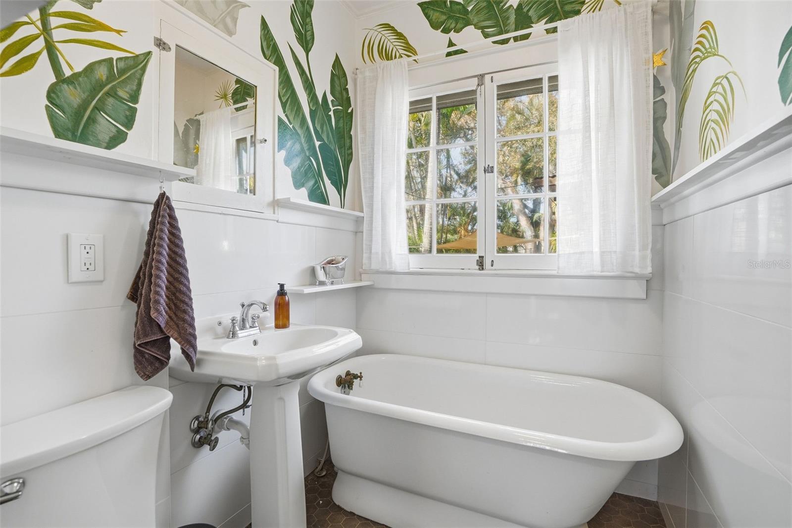 COUNTRY CLUB ADD - Residential