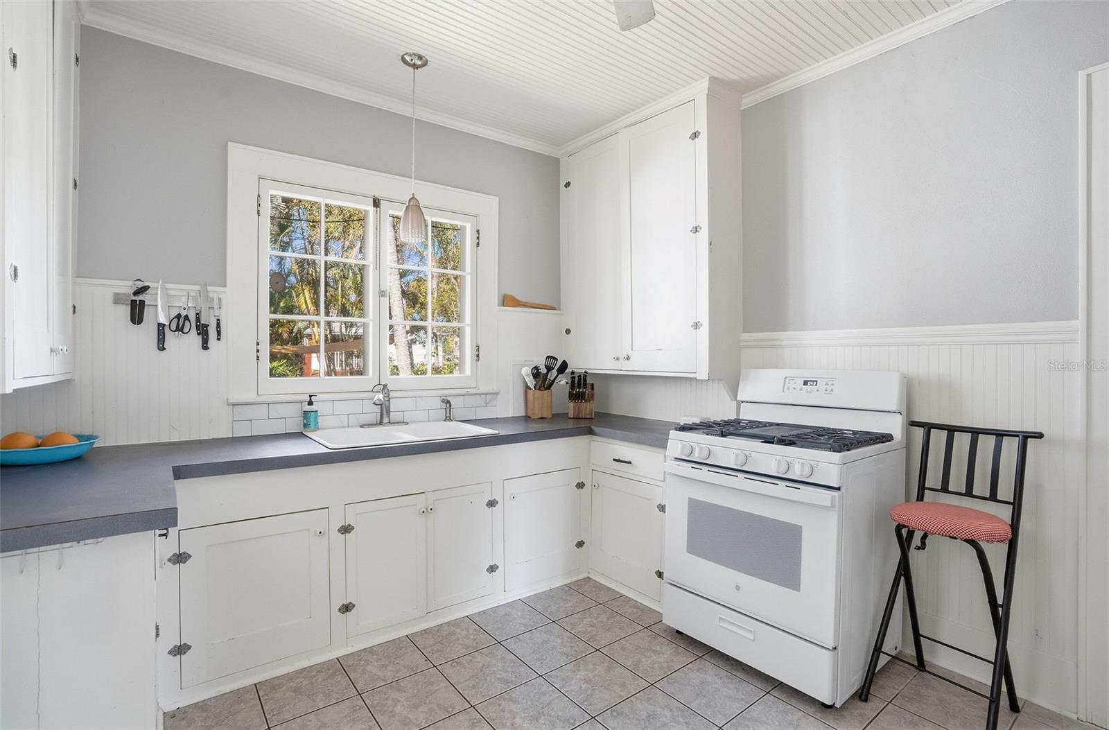 COUNTRY CLUB ADD - Residential