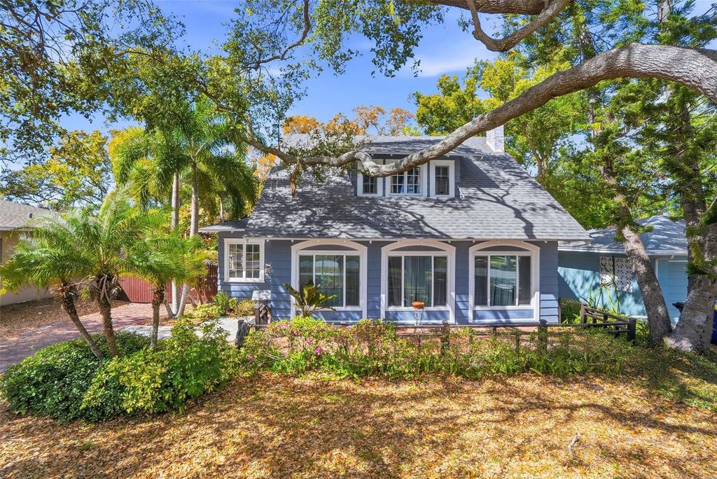 Photo of 308 N Missouri Avenue, Clearwater, FL 33755 (MLS # TB8484237)