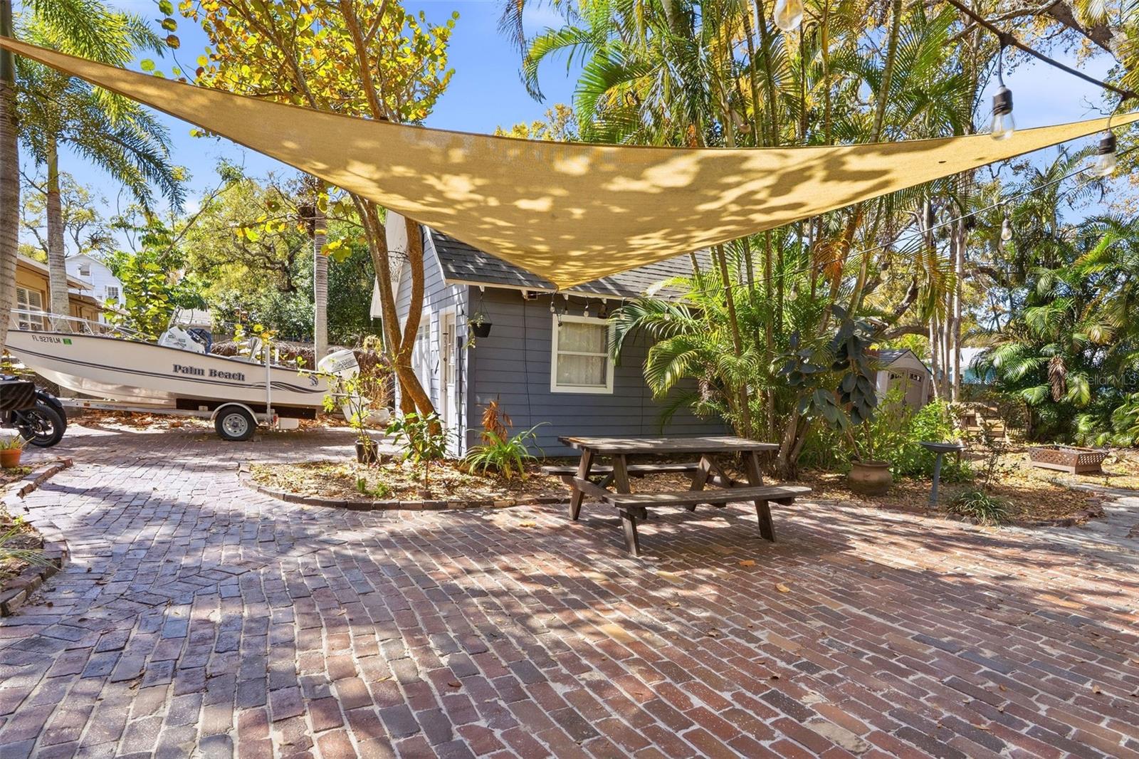 COUNTRY CLUB ADD - Residential