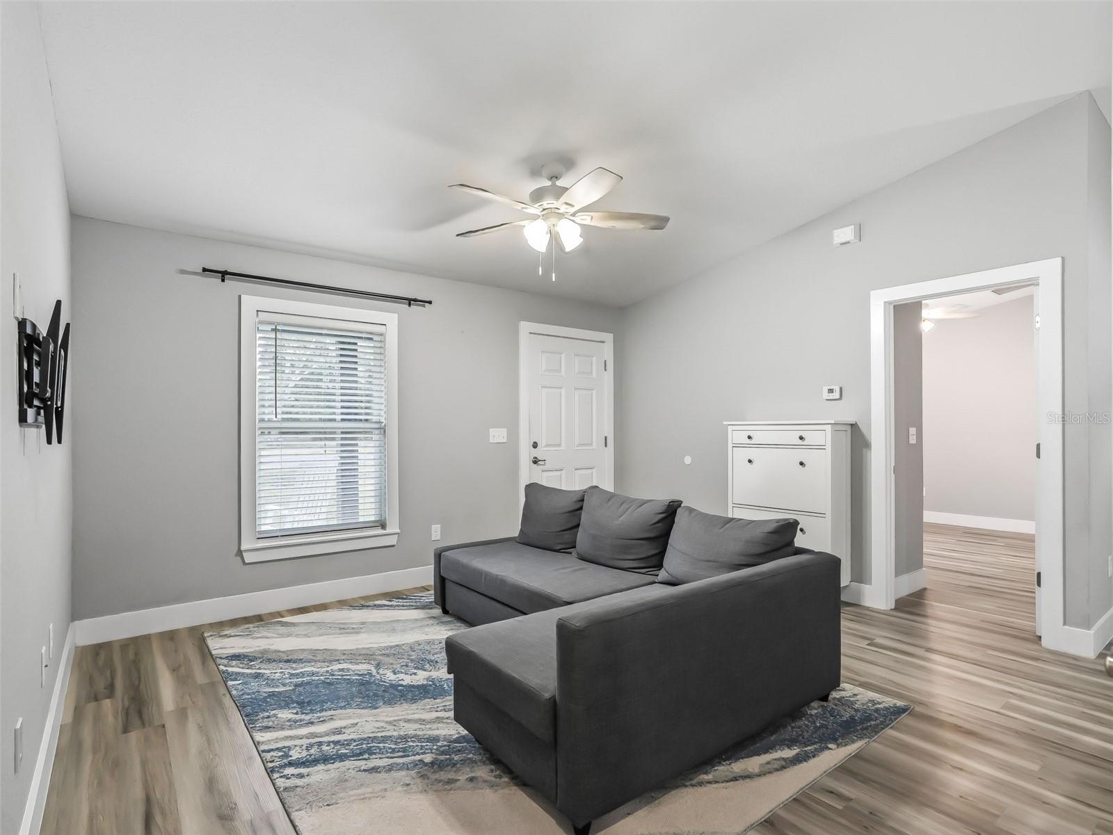 SILVER SPGS SHORES UN 42 - Residential