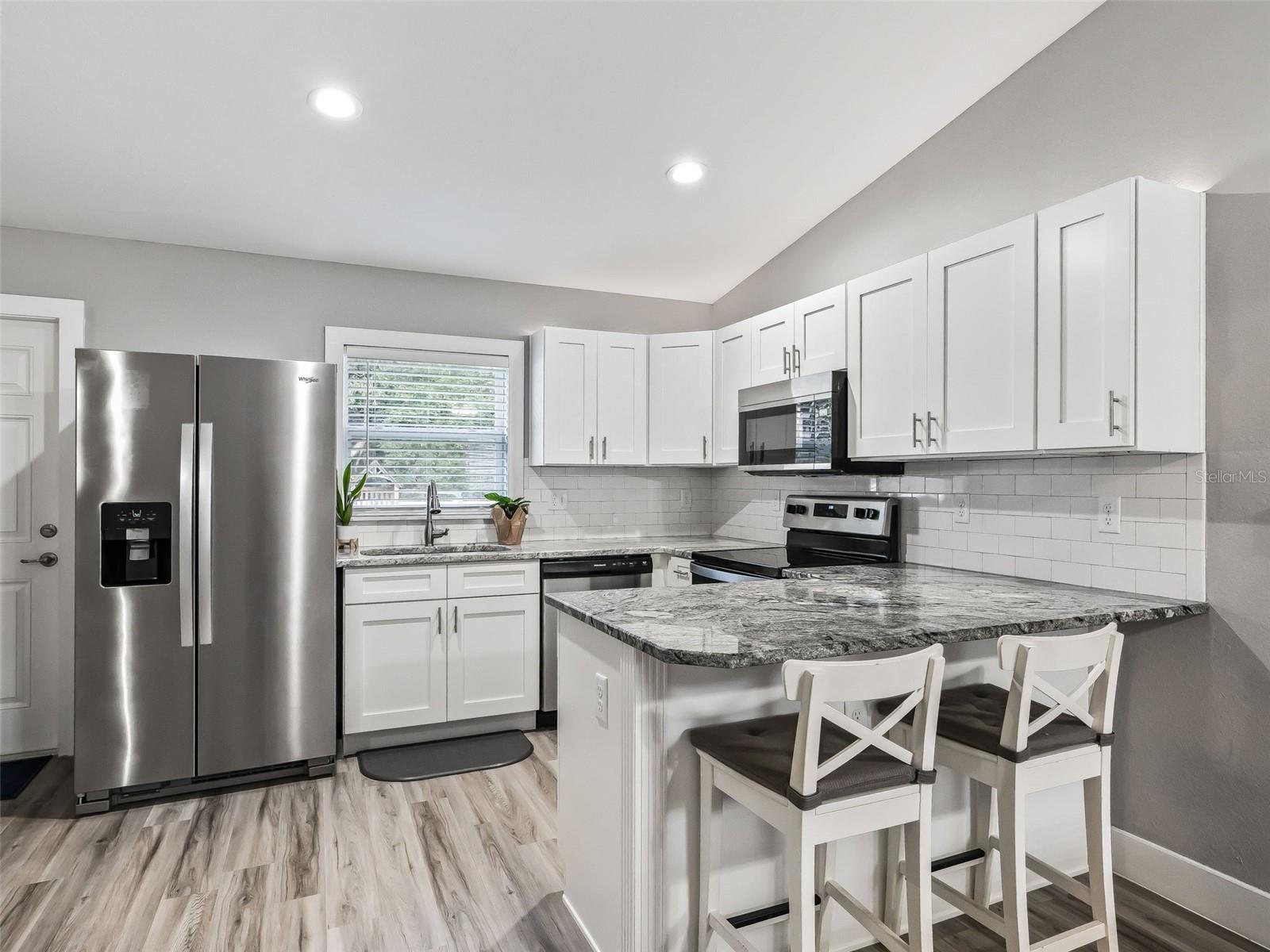 SILVER SPGS SHORES UN 42 - Residential