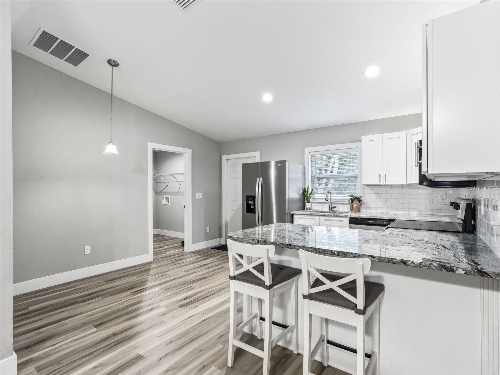 SILVER SPGS SHORES UN 42 - Residential