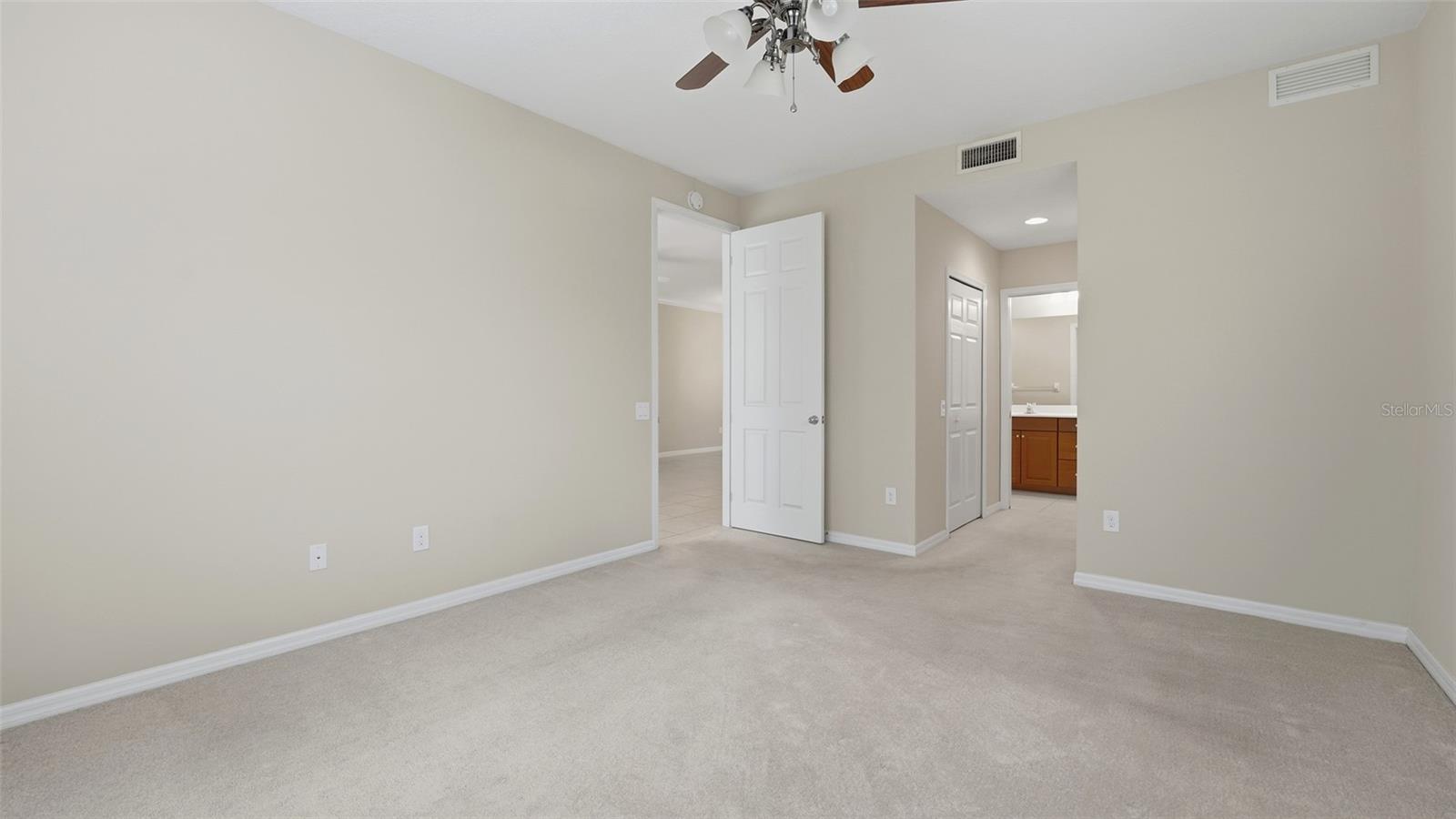 HARBORAGE ON BRADEN RIVER II PH II - Residential