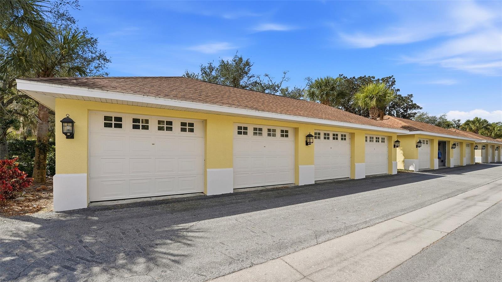 HARBORAGE ON BRADEN RIVER II PH II - Residential