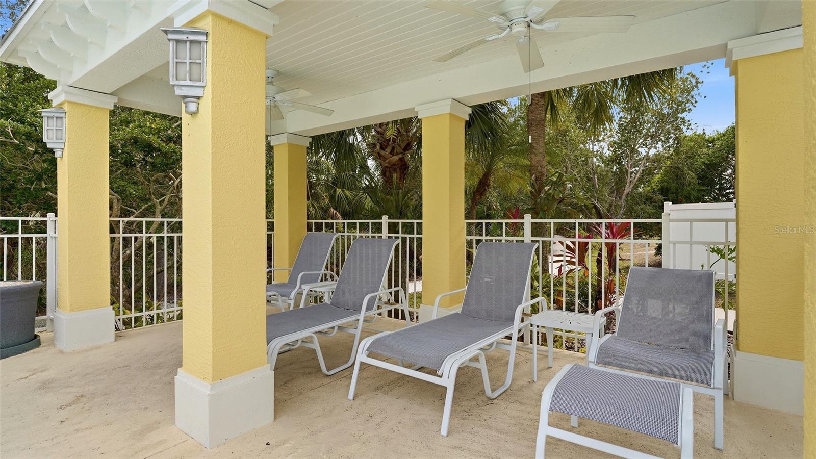 HARBORAGE ON BRADEN RIVER II PH II - Residential