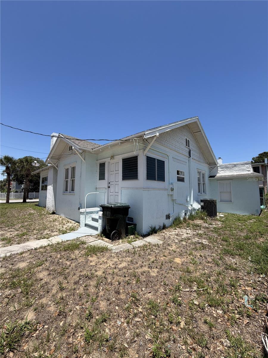 FUQUAYS DAYTONA BEACH - Residential