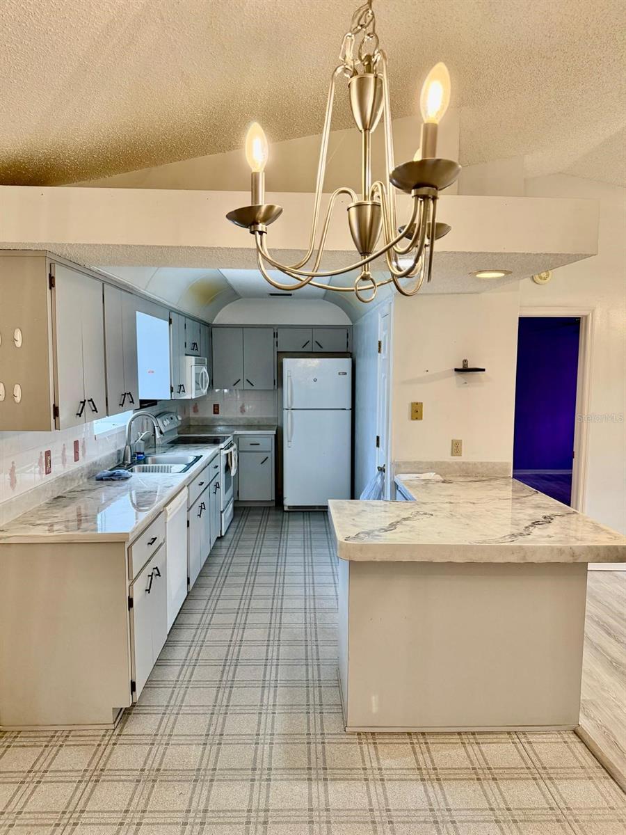 SPRING HILL UNIT 17 - Residential