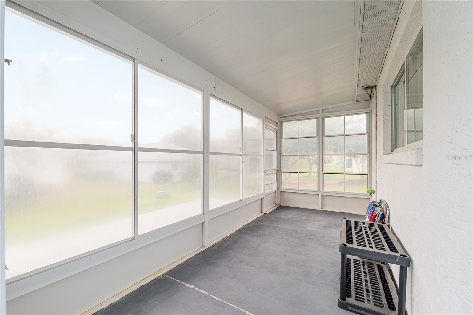 ON TOP OF THE WORLD - Residential