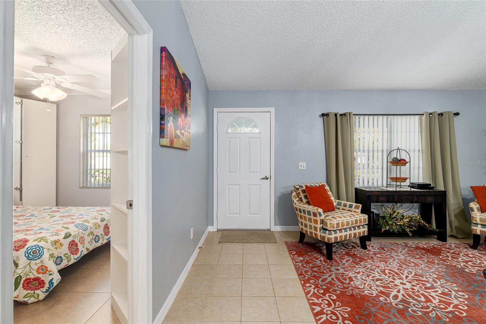 ON TOP OF THE WORLD - Residential