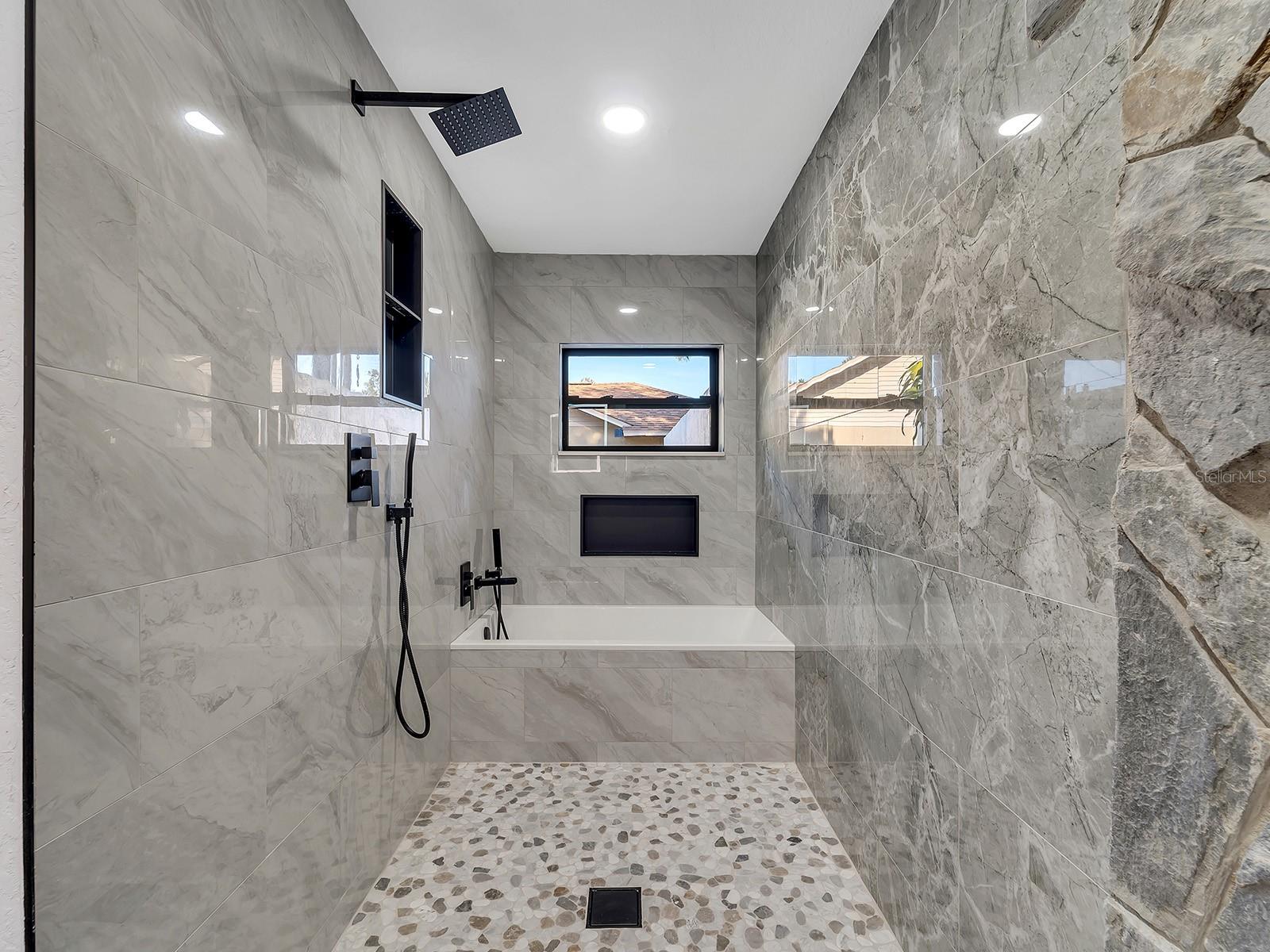 HICKORY HILL SUB PH - Residential