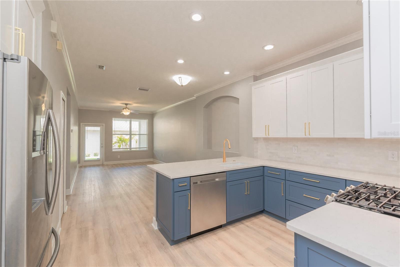10109 HAYFIELD WAY