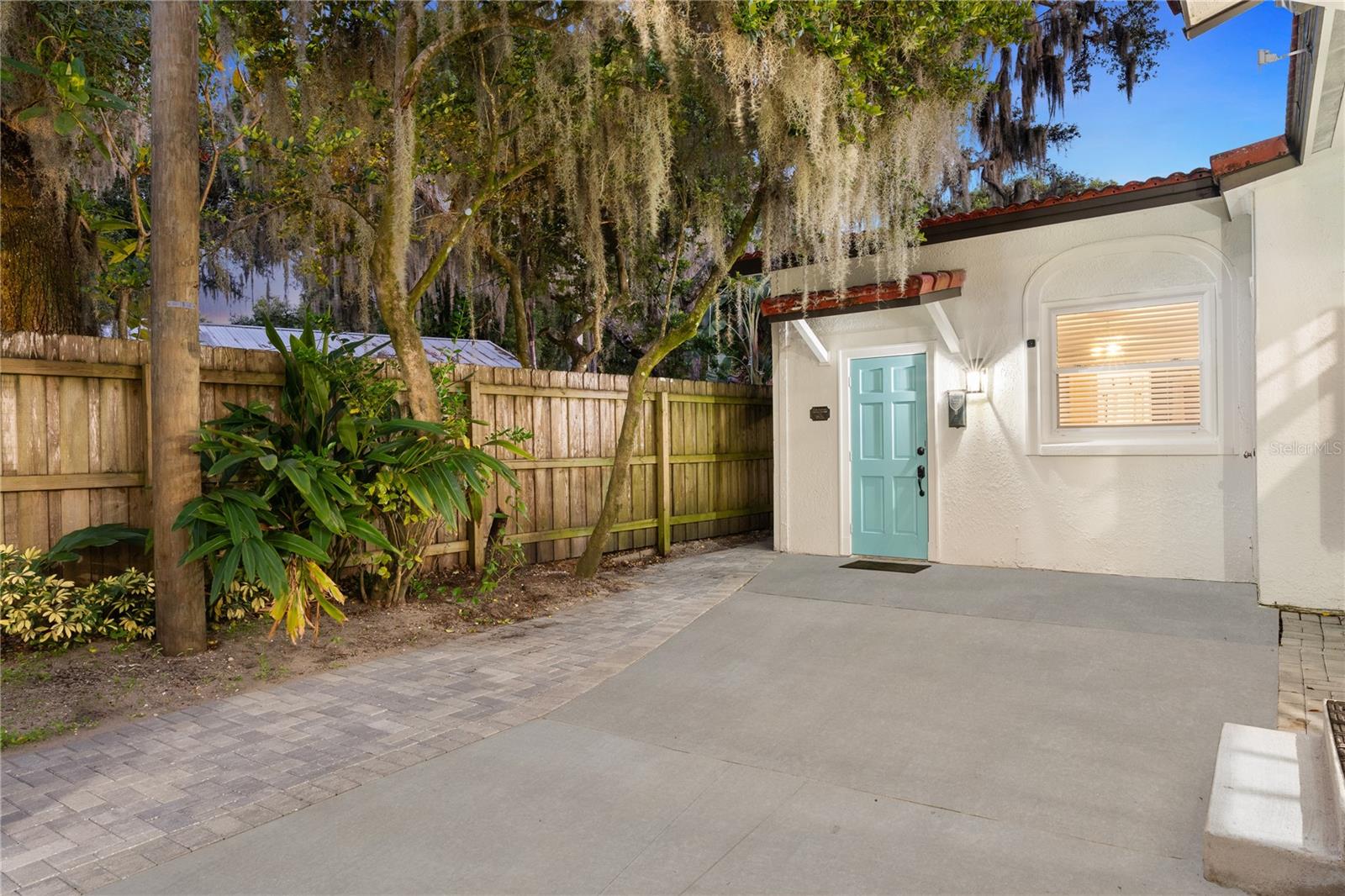LAWSONA PARK - Residential