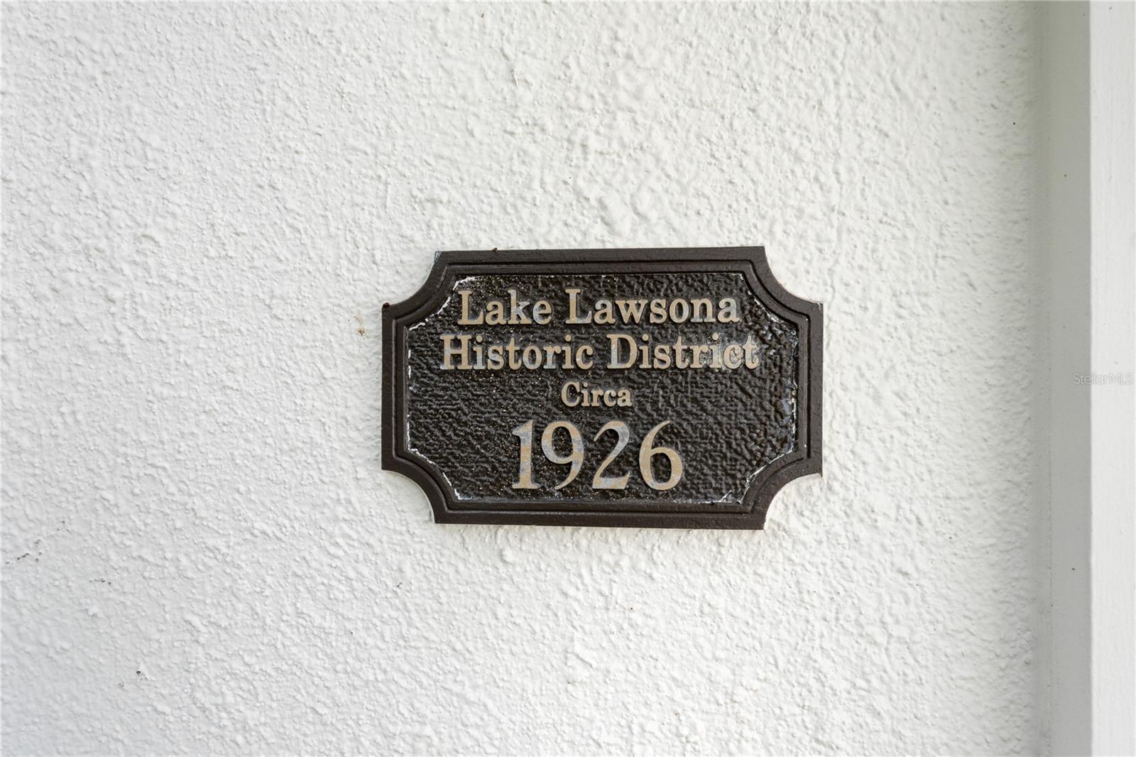 LAWSONA PARK - Residential