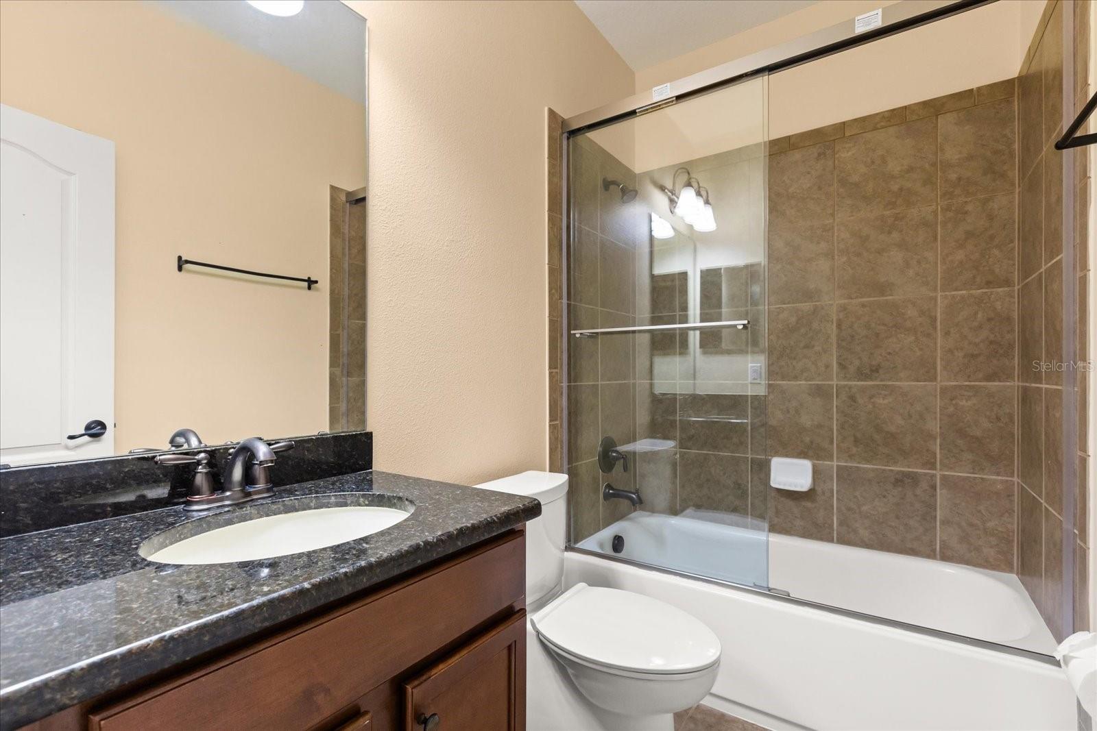 CASA DEL LAGO-REPLAT - Residential