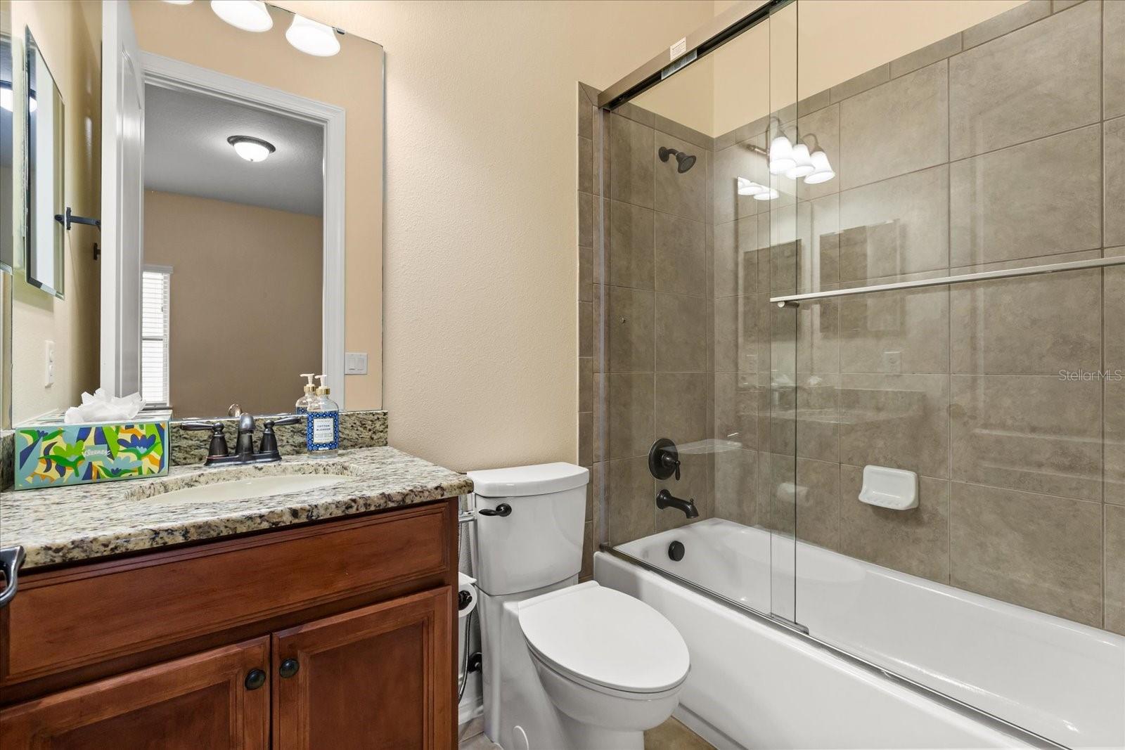 CASA DEL LAGO-REPLAT - Residential