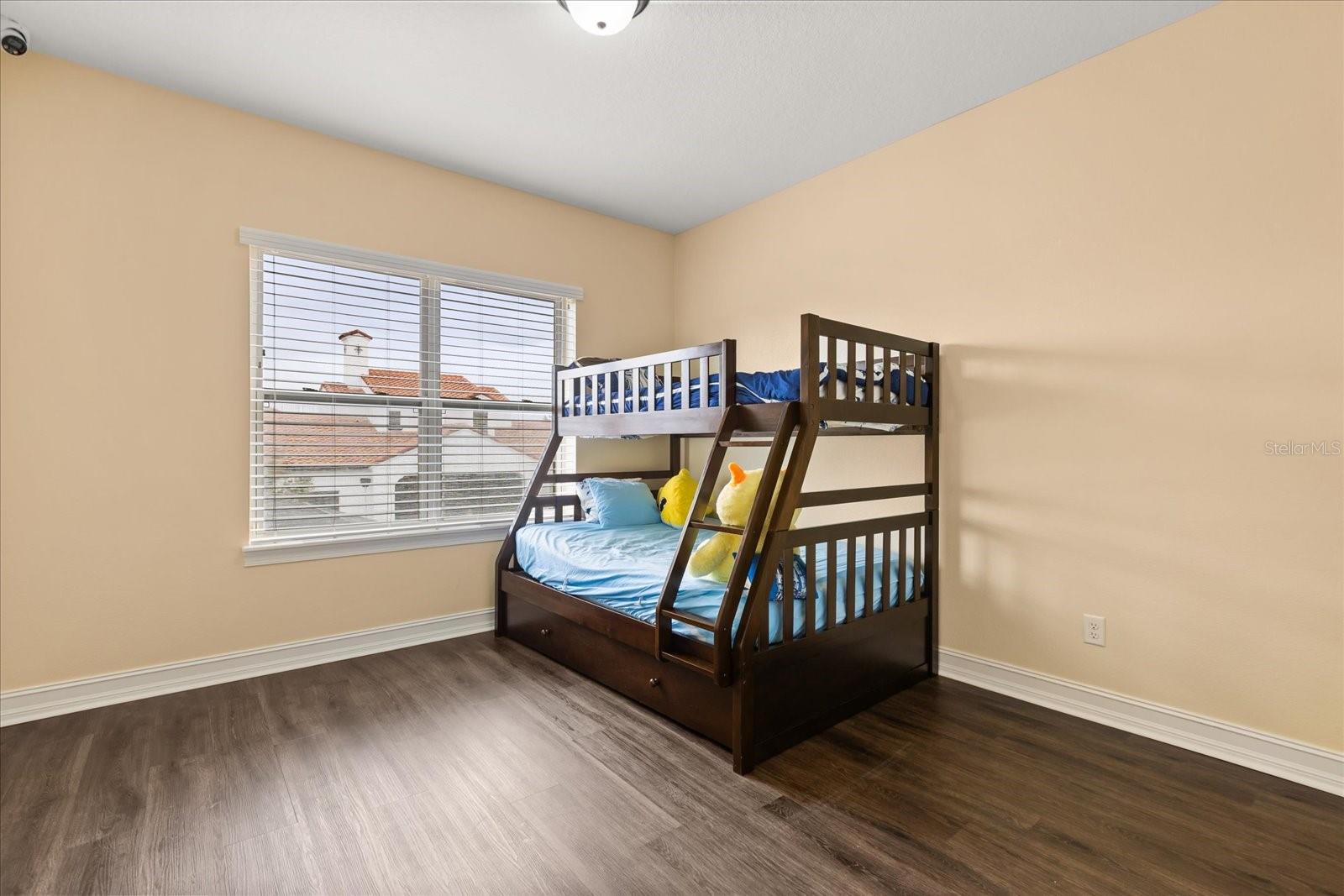 CASA DEL LAGO-REPLAT - Residential