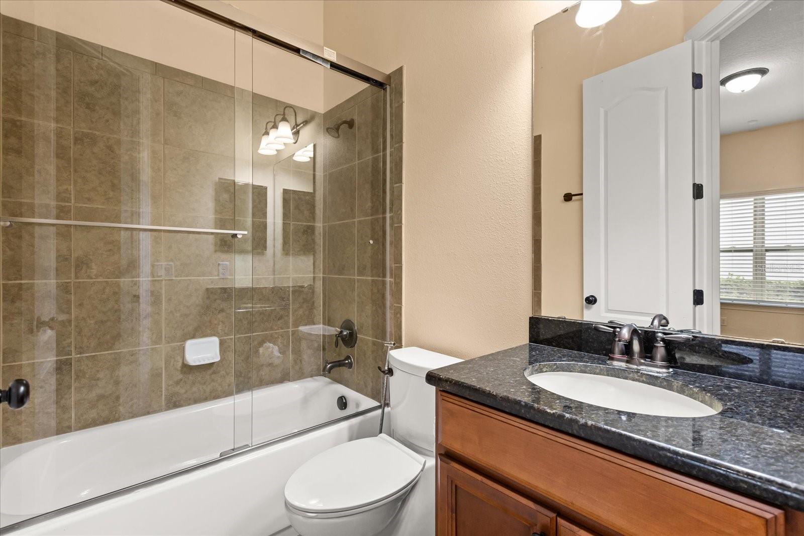 CASA DEL LAGO-REPLAT - Residential